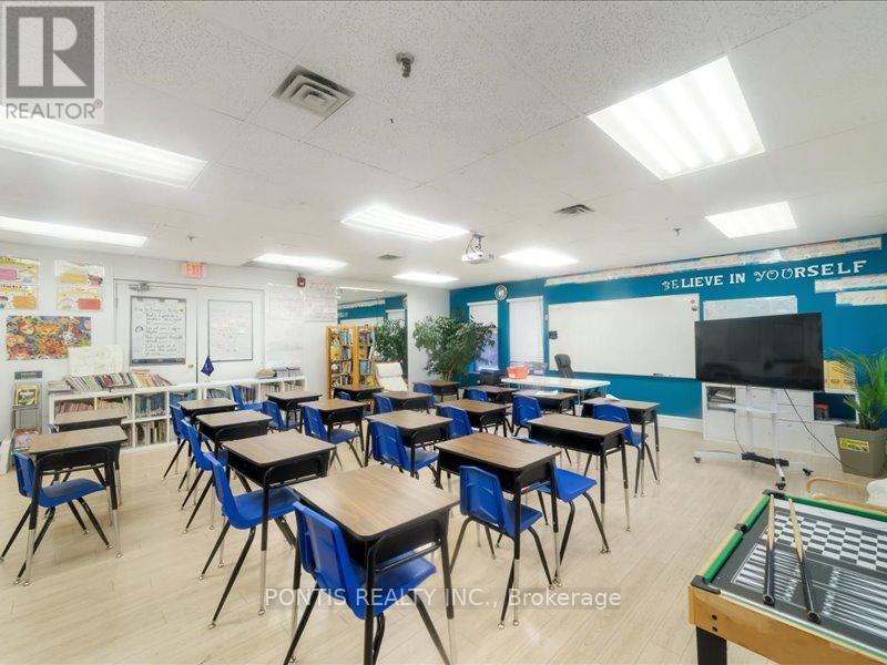 7 Bradwick Drive, Vaughan, Ontario  L4K 2T4 - Photo 13 - N12716668