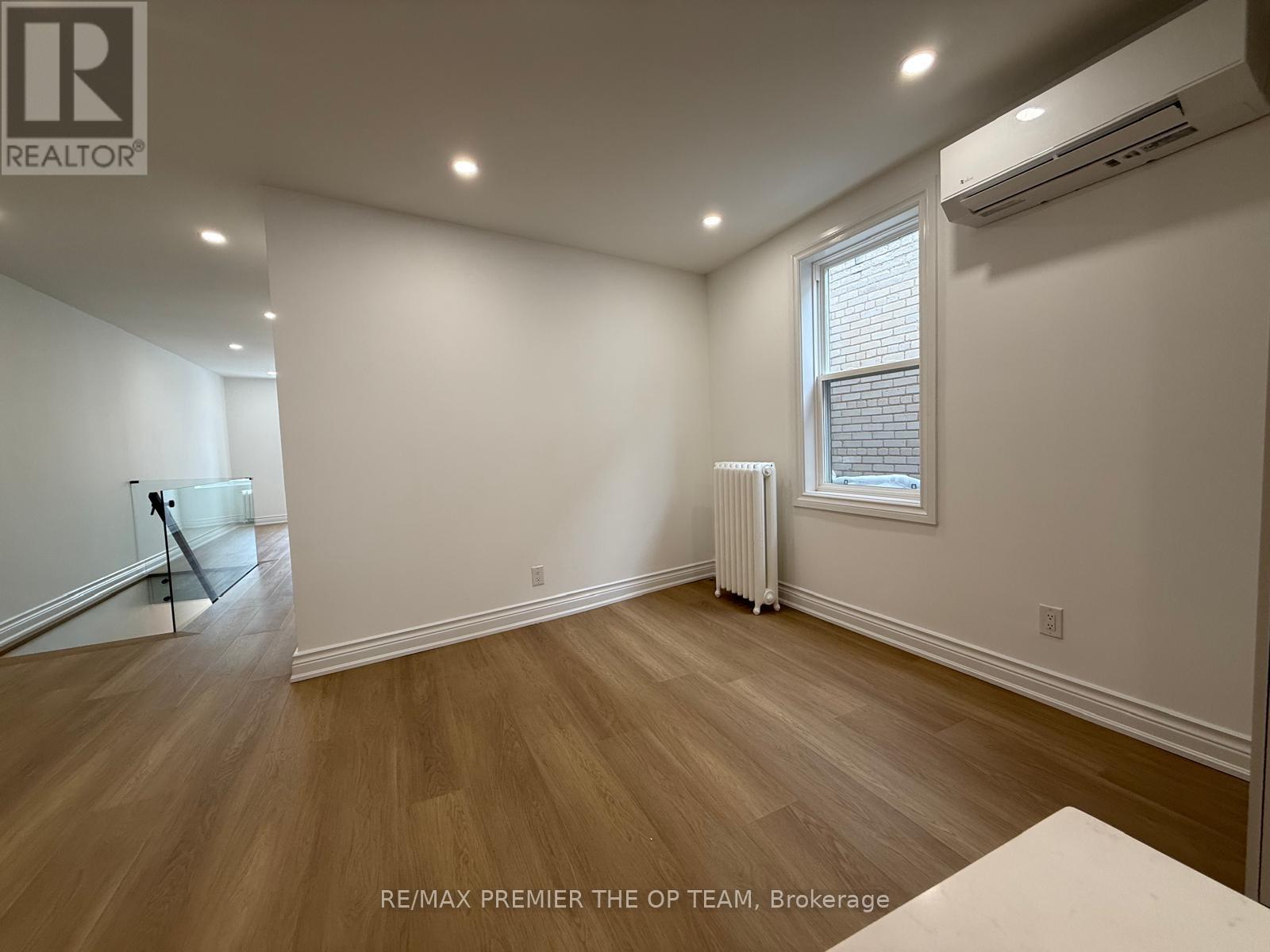 Upper Level - 54 Vaughan Road, Toronto, Ontario  M6G 2N4 - Photo 3 - C12710176