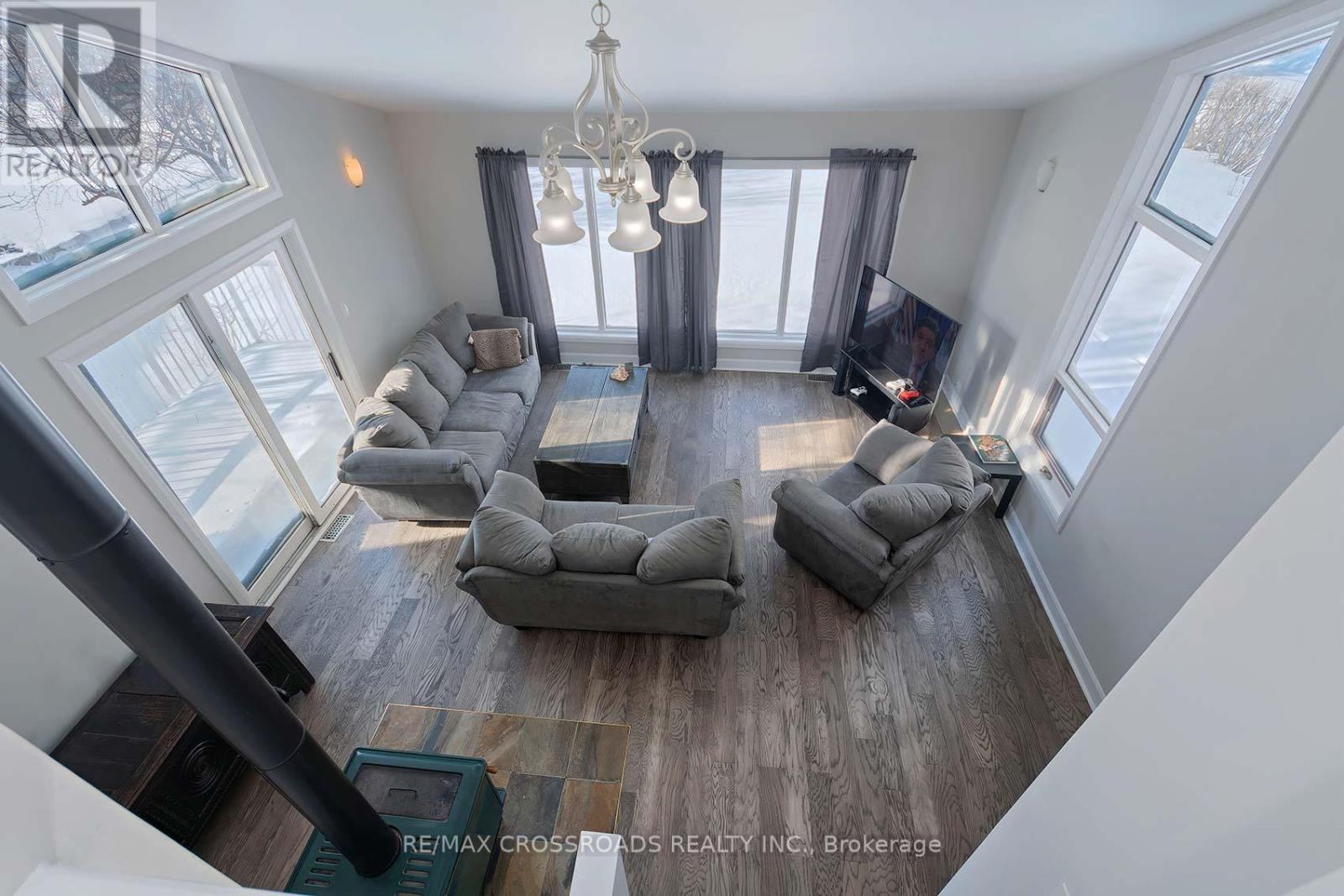 2 Sandlewood Trail, Ramara, Ontario  L0K 1B0 - Photo 9 - S12716708