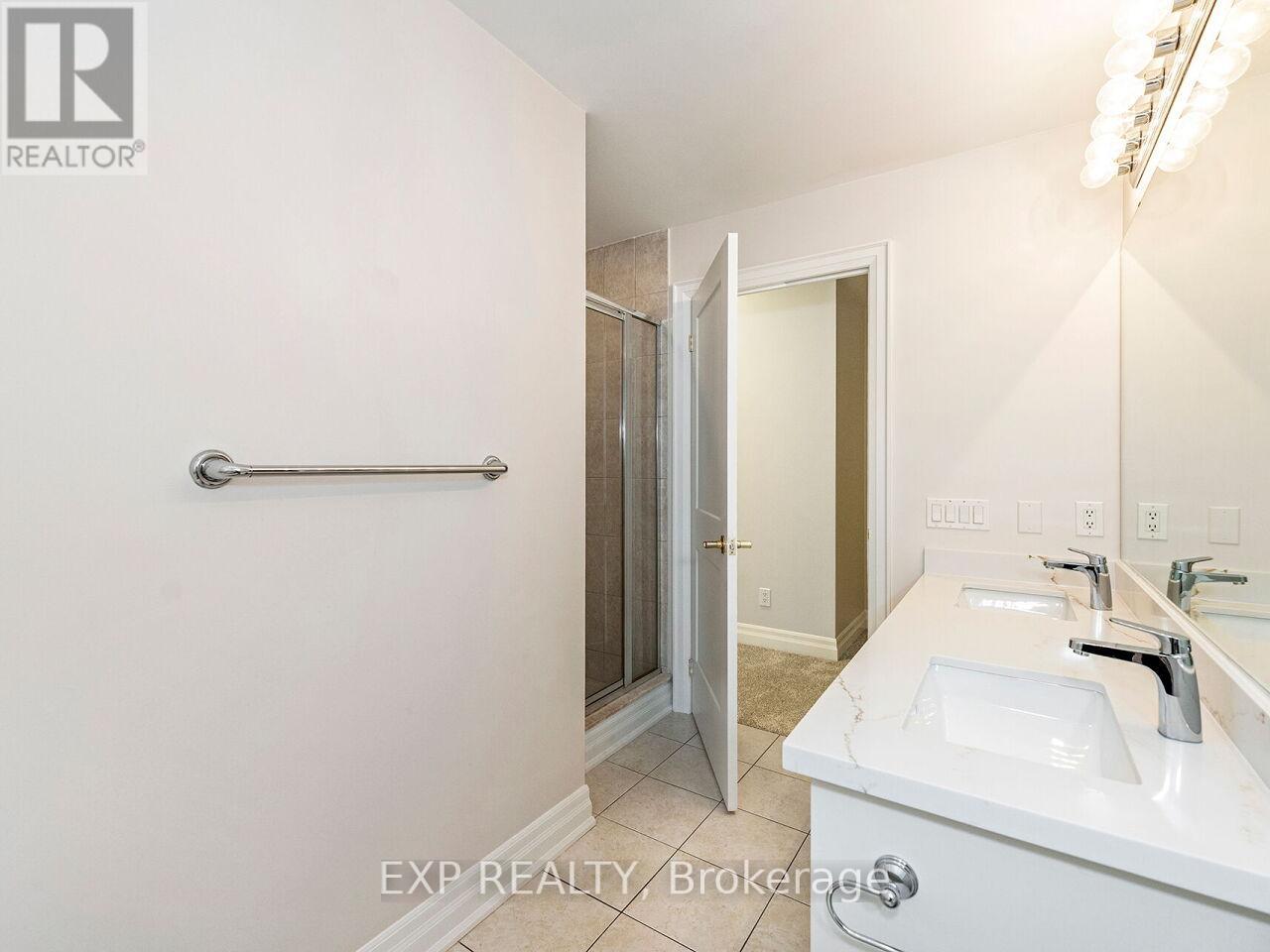 406 - 65 Port Street E, Mississauga, Ontario  L5G 4V3 - Photo 11 - W12716556