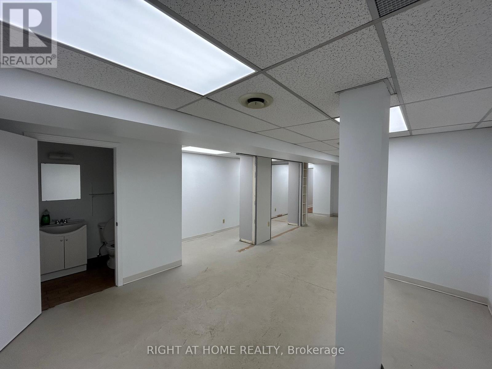 5 - 116 Guelph Street, Halton Hills, Ontario  L7G 4A3 - Photo 8 - W12716656