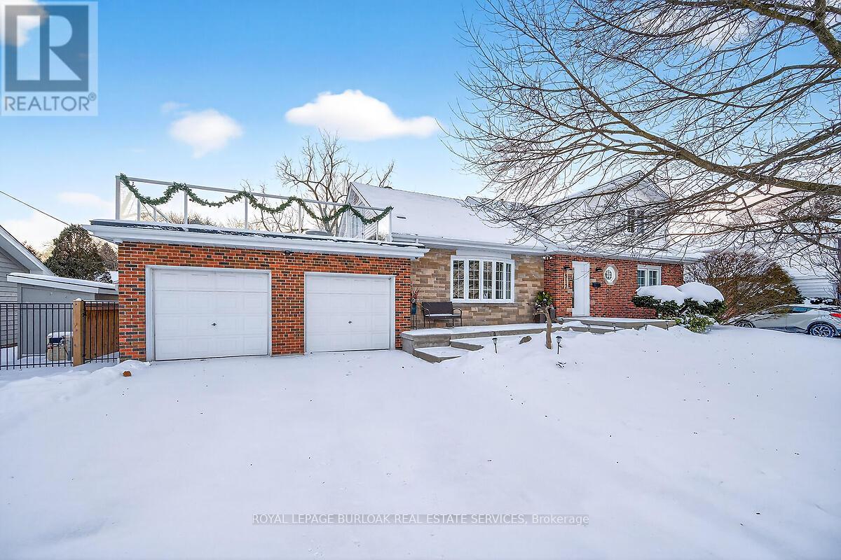 912 Boothman Avenue, Burlington, Ontario  L7T 1P4 - Photo 2 - W12716690