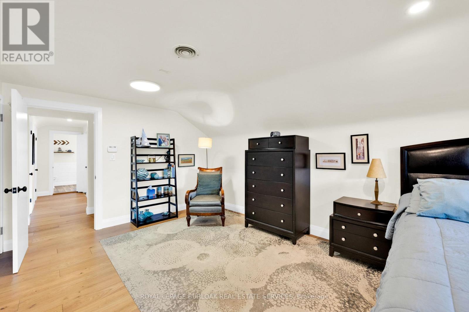 912 Boothman Avenue, Burlington, Ontario  L7T 1P4 - Photo 35 - W12716690