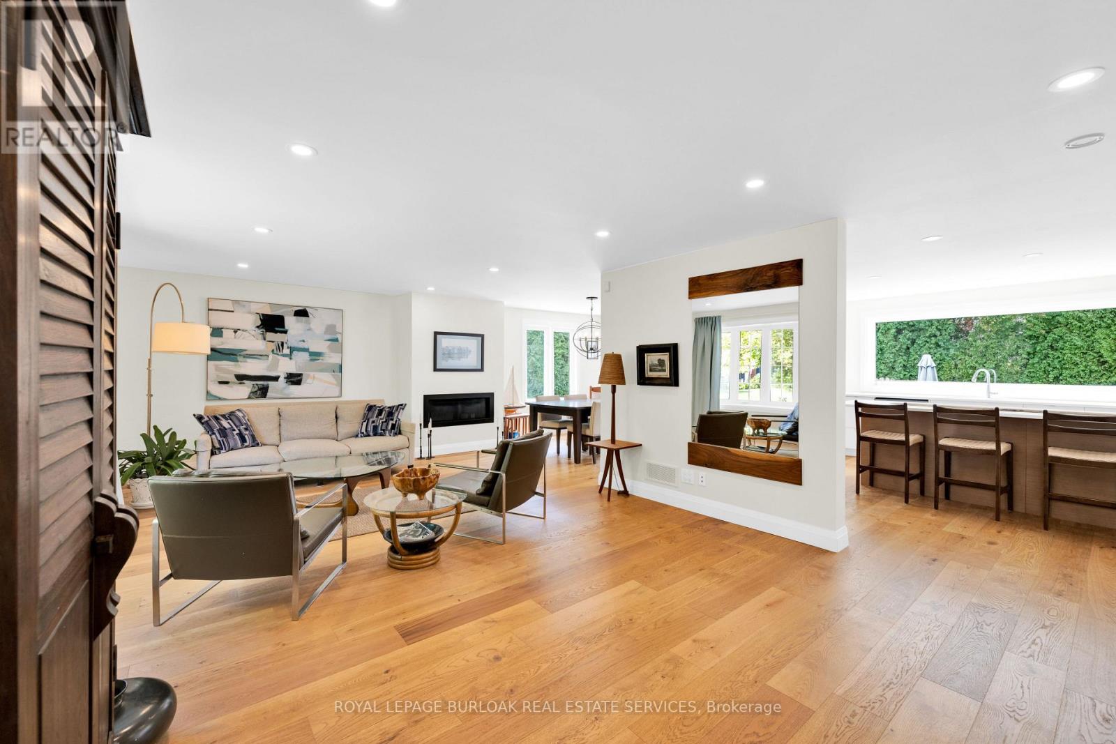 912 Boothman Avenue, Burlington, Ontario  L7T 1P4 - Photo 7 - W12716690