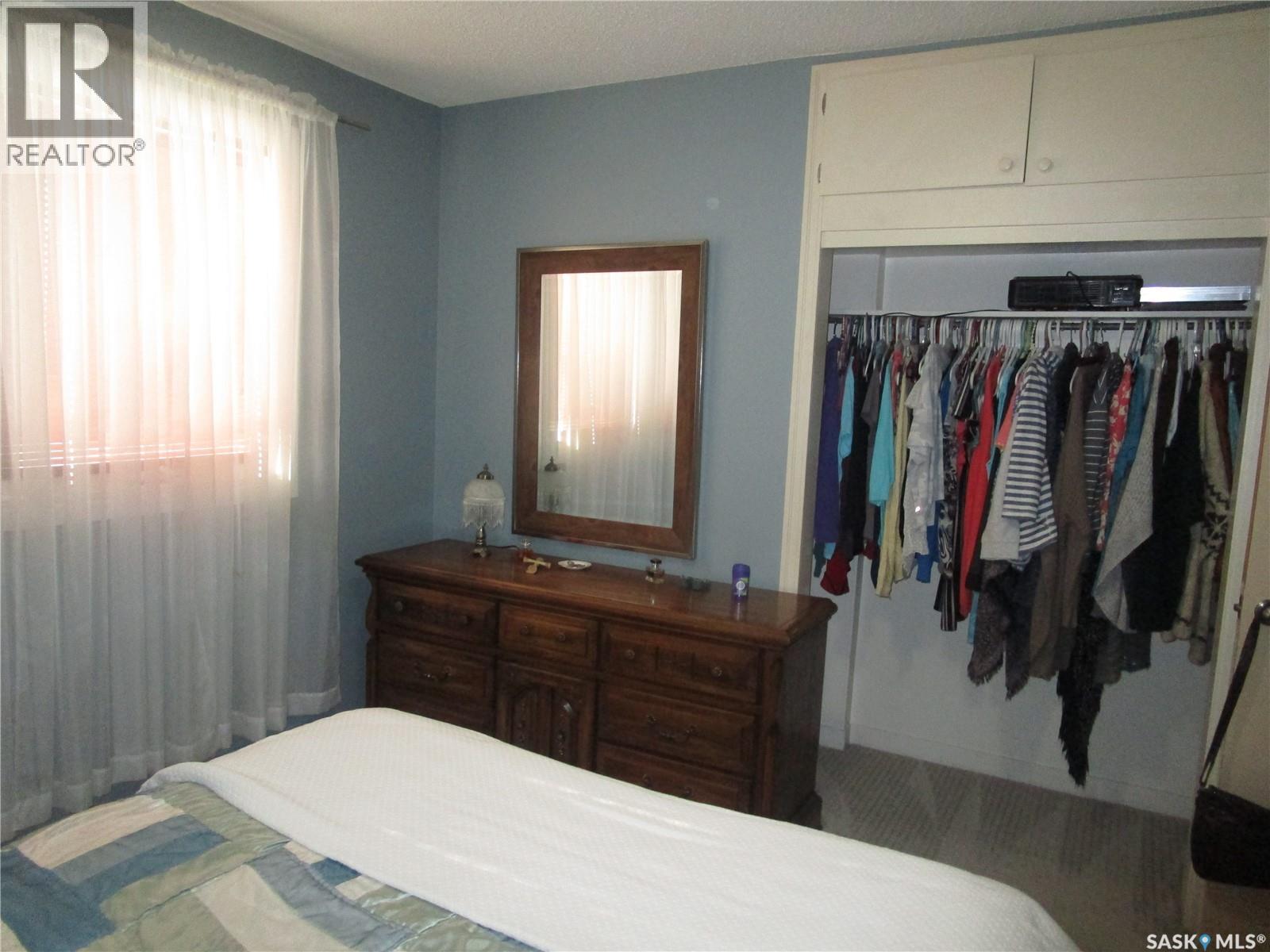 250 1st Avenue W, Bengough, Saskatchewan  S0C 0K0 - Photo 10 - SK027104