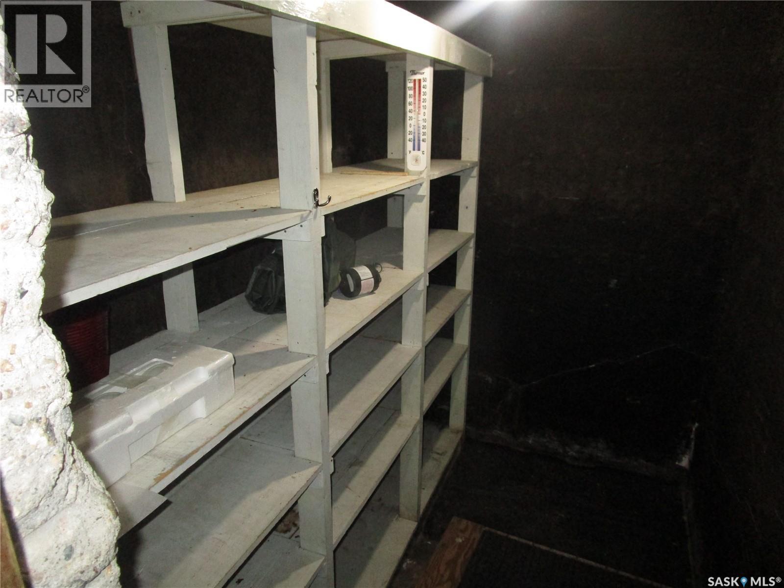 250 1st Avenue W, Bengough, Saskatchewan  S0C 0K0 - Photo 22 - SK027104