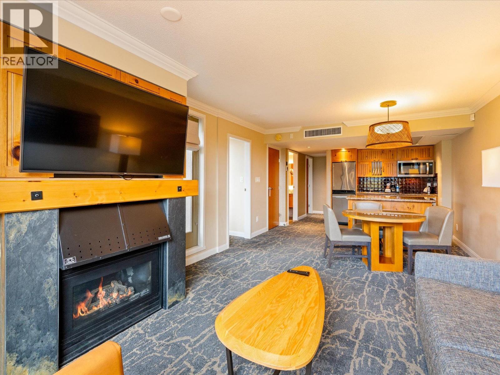 854 4090 Whistler Way, Whistler, British Columbia  V8E 1J3 - Photo 5 - R3061937