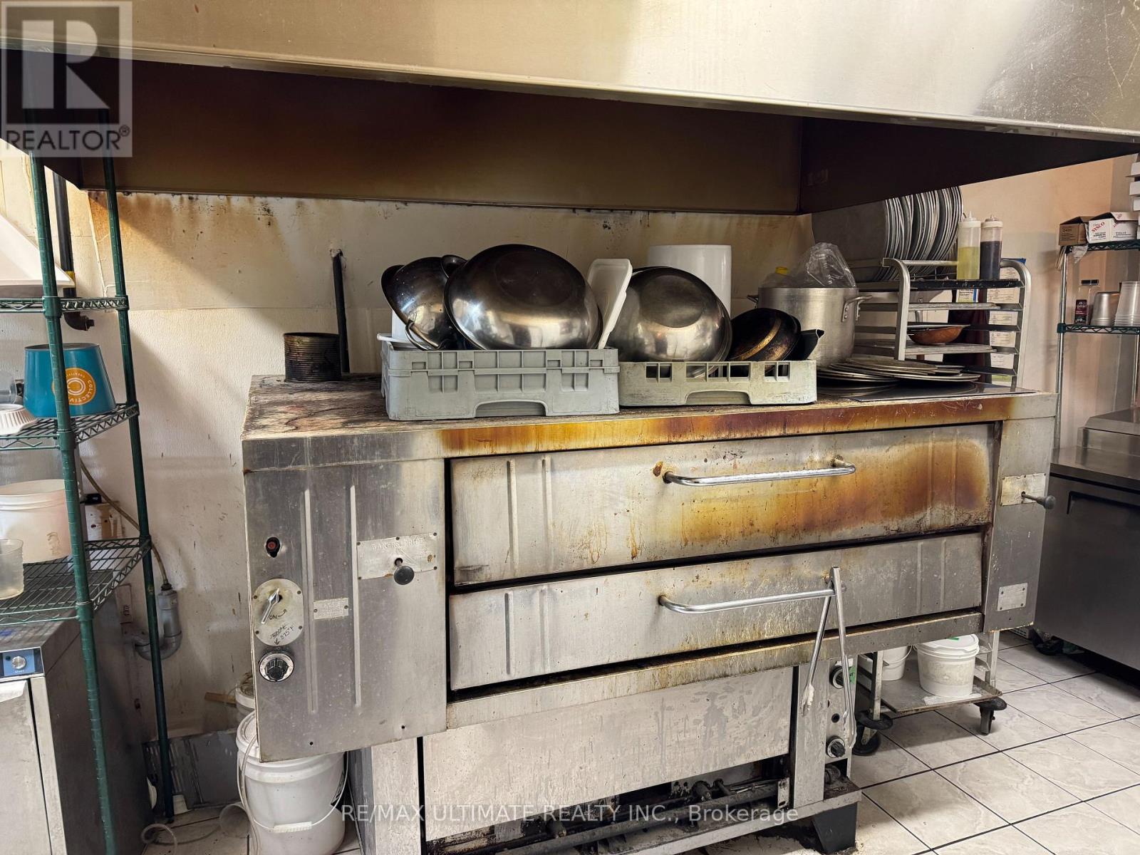 274 James Street N, Hamilton, Ontario  L8R 2L3 - Photo 5 - X12716594