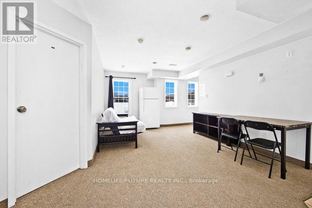 327 Spruce Street, Waterloo, Ontario  N2L 3M6 - Photo 16 - X12716660