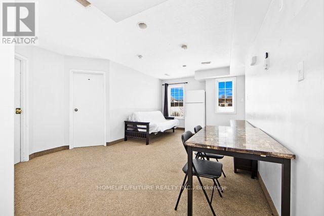 327 Spruce Street, Waterloo, Ontario  N2L 3M6 - Photo 5 - X12716660