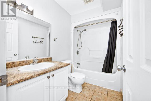 327 Spruce Street, Waterloo, Ontario  N2L 3M6 - Photo 8 - X12716660