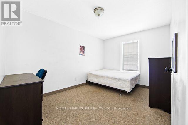 327 Spruce Street, Waterloo, Ontario  N2L 3M6 - Photo 9 - X12716660