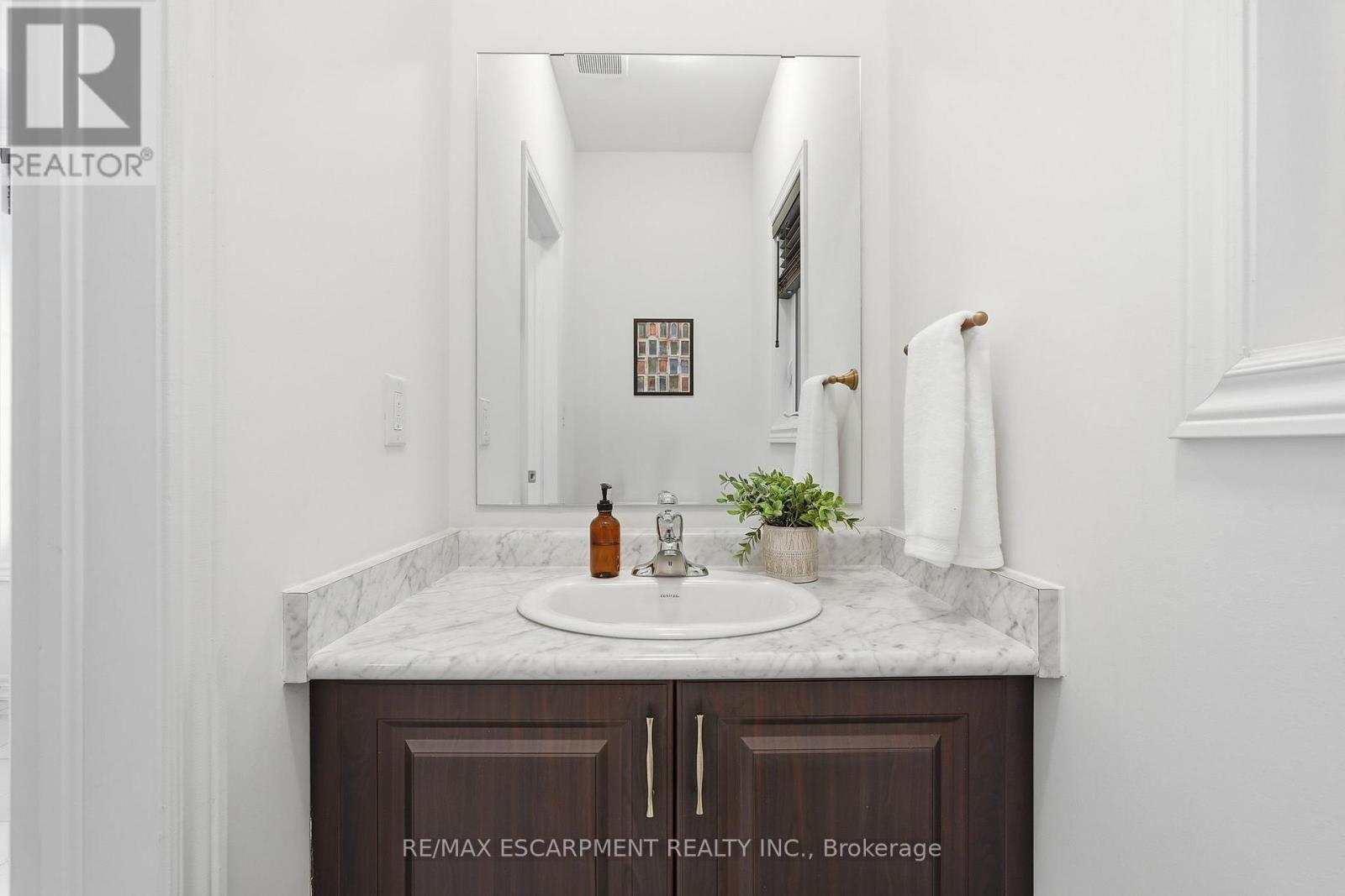 33 Mountain Heights Place, Hamilton, Ontario  L8B 1X7 - Photo 16 - X12716666