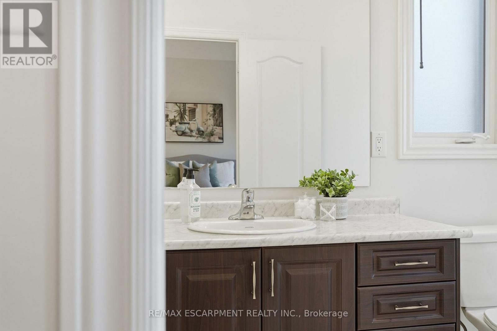 33 Mountain Heights Place, Hamilton, Ontario  L8B 1X7 - Photo 21 - X12716666