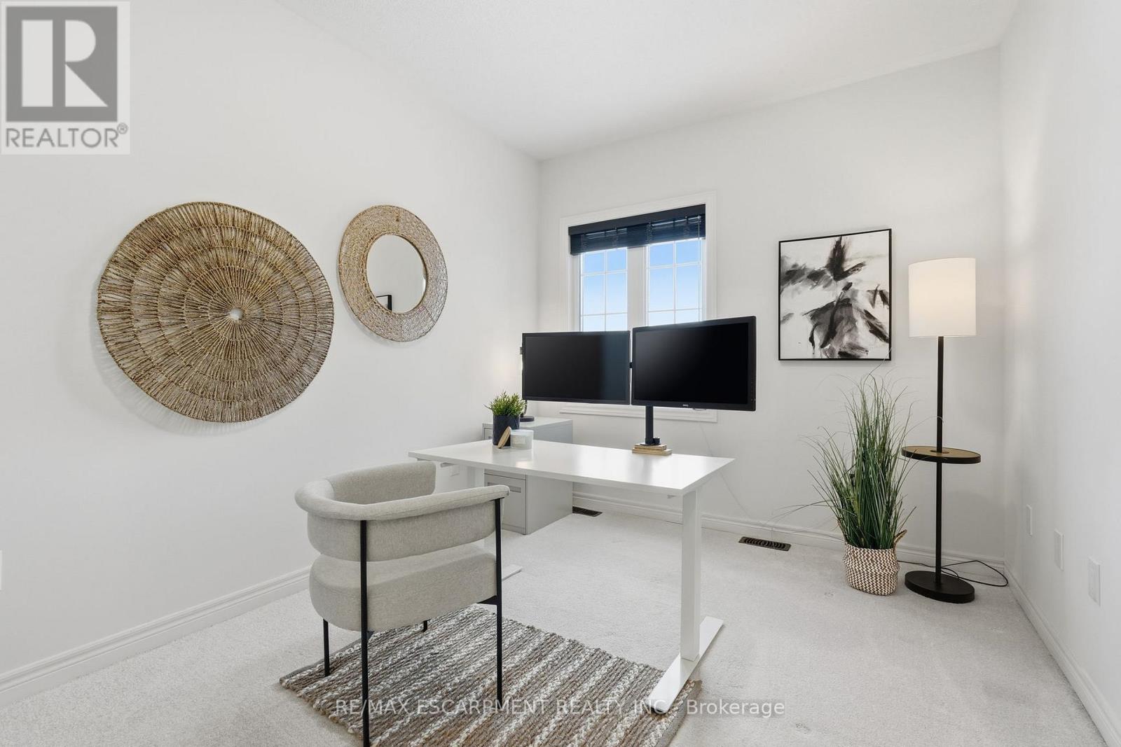 33 Mountain Heights Place, Hamilton, Ontario  L8B 1X7 - Photo 26 - X12716666