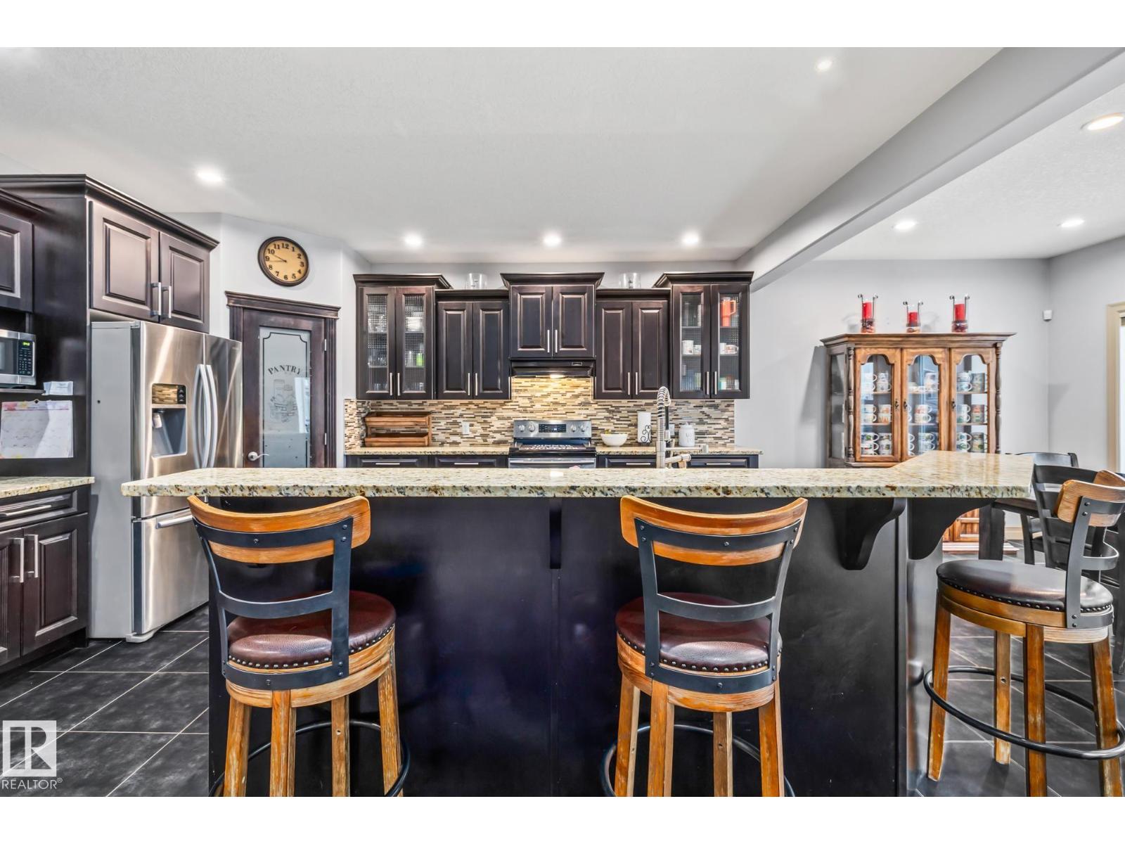 6005 56 Av Nw, Beaumont, Alberta  T4X 0G8 - Photo 11 - E4470625