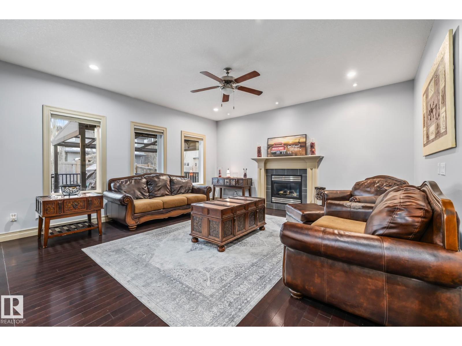 6005 56 Av Nw, Beaumont, Alberta  T4X 0G8 - Photo 5 - E4470625