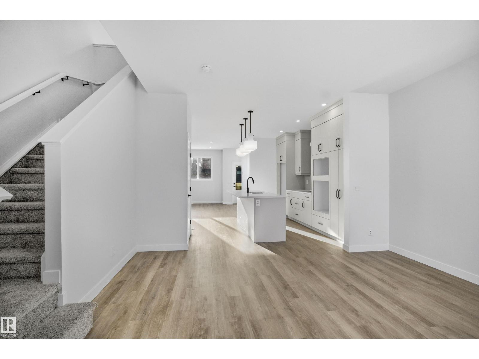 679 Orchards Bv Sw, Edmonton, Alberta  T6X 3C1 - Photo 5 - E4470627