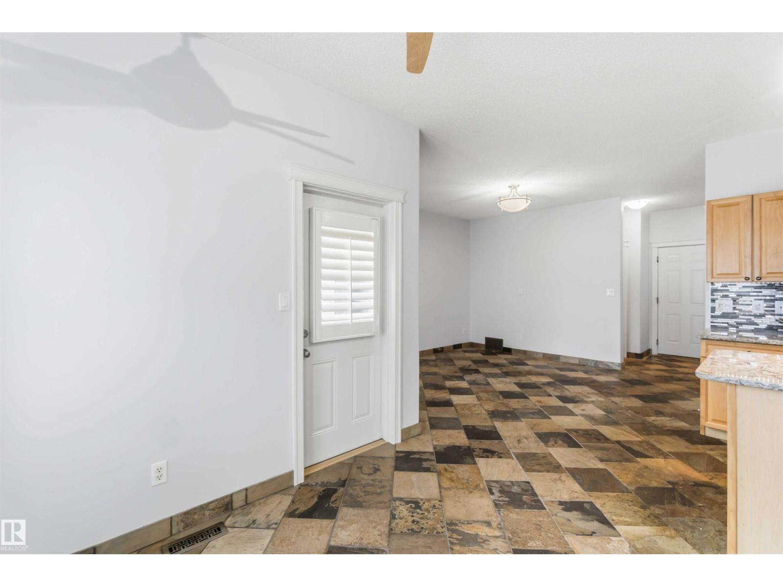 #9 3003 34 Av Nw, Edmonton, Alberta  T6T 0A1 - Photo 21 - E4470629