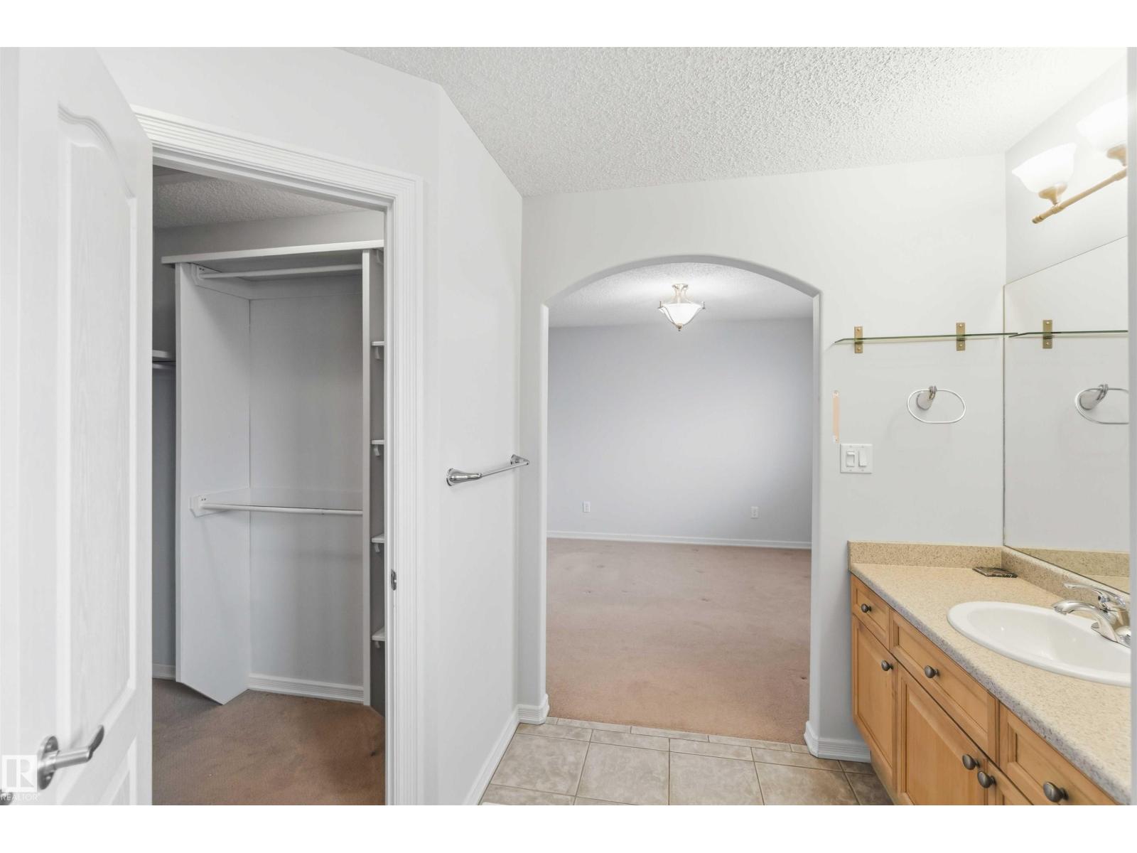 #9 3003 34 Av Nw, Edmonton, Alberta  T6T 0A1 - Photo 44 - E4470629