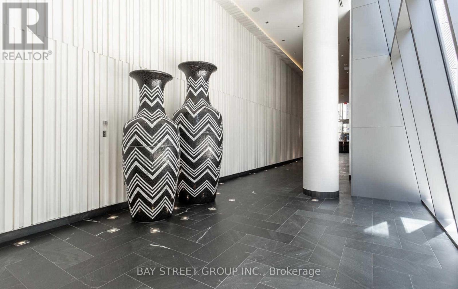 2103 - 42 Charles Street E, Toronto, Ontario  M4Y 1N3 - Photo 4 - C12500526