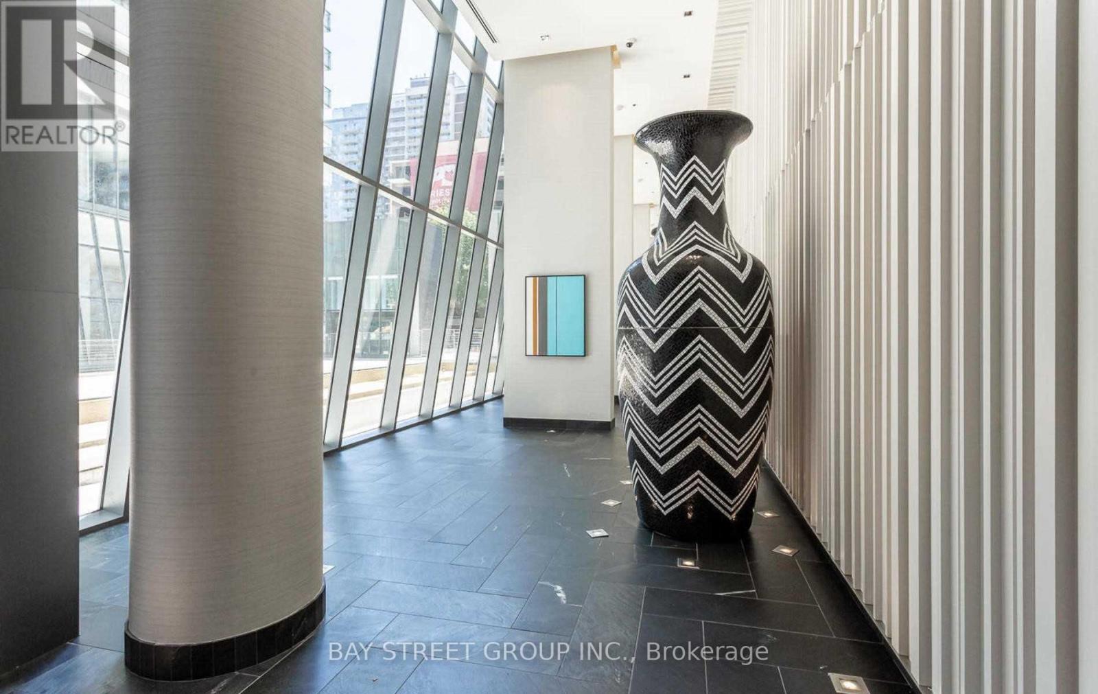 2103 - 42 Charles Street E, Toronto, Ontario  M4Y 1N3 - Photo 8 - C12500526