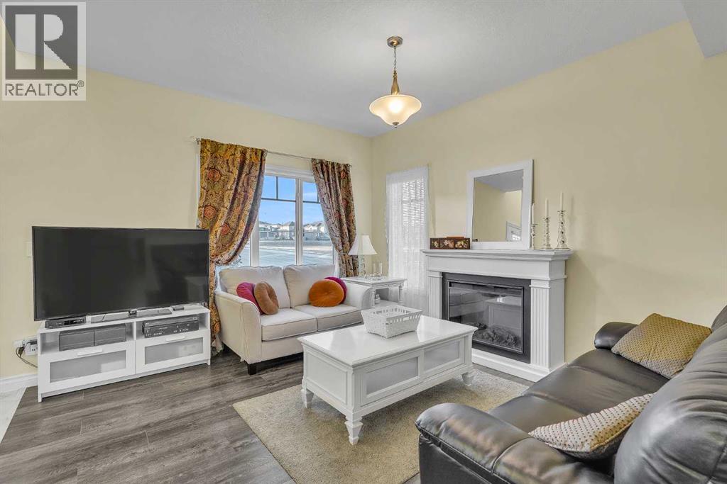 1100 Bayview Gardens Sw, Airdrie, Alberta  T4B 5K4 - Photo 2 - A2279185