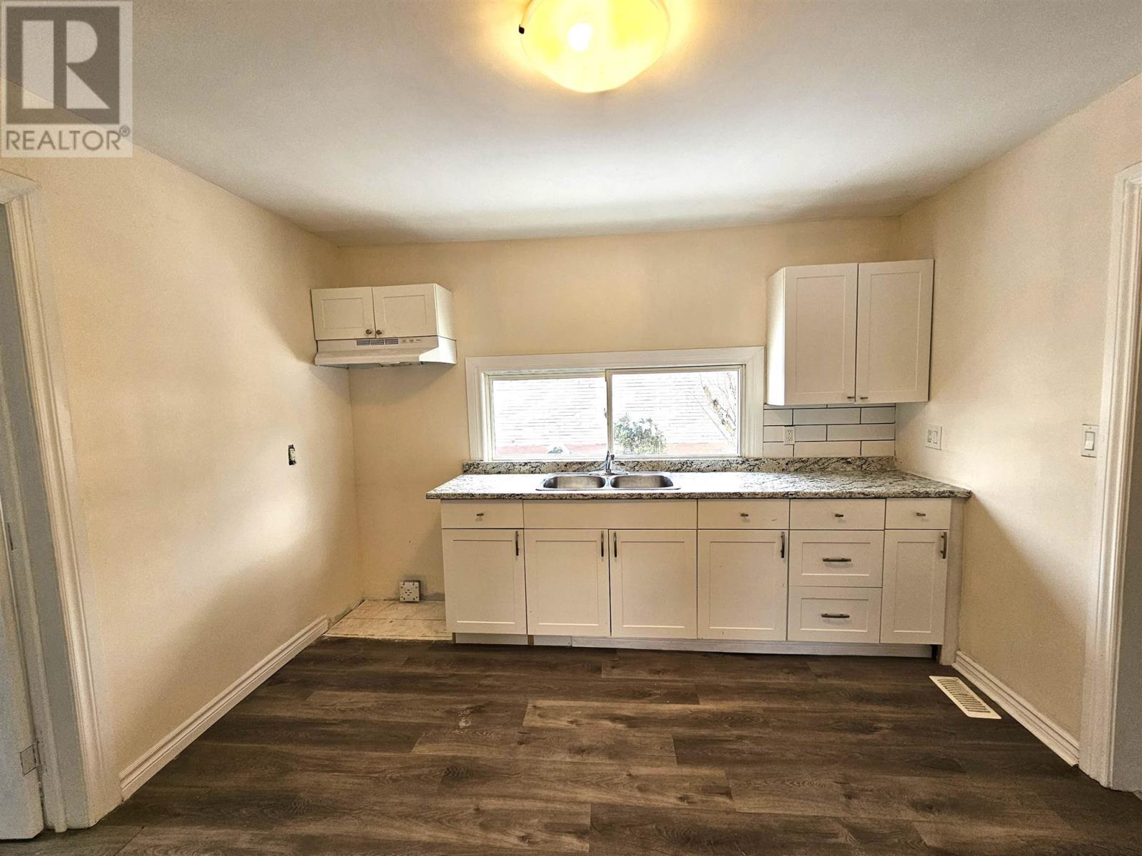 78 Bloor St, Sault Ste. Marie, Ontario  P6C 1H5 - Photo 6 - SM260067