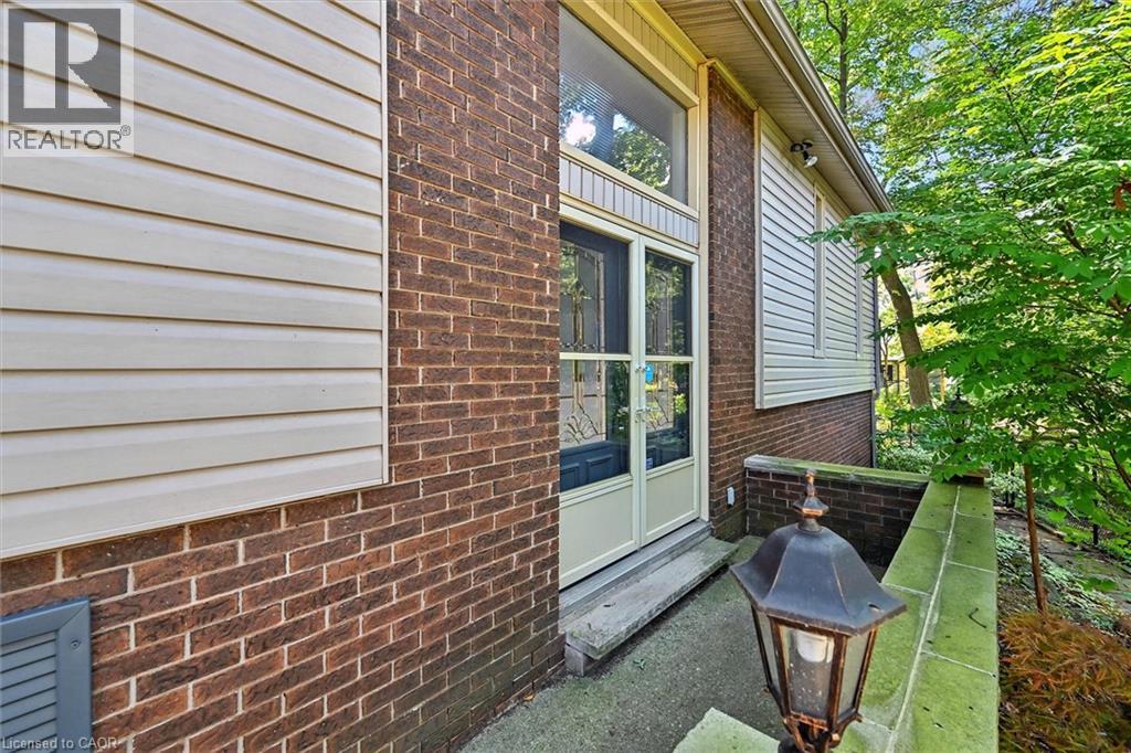 768 King Road, Burlington, Ontario  L7T 3K6 - Photo 4 - 40799964