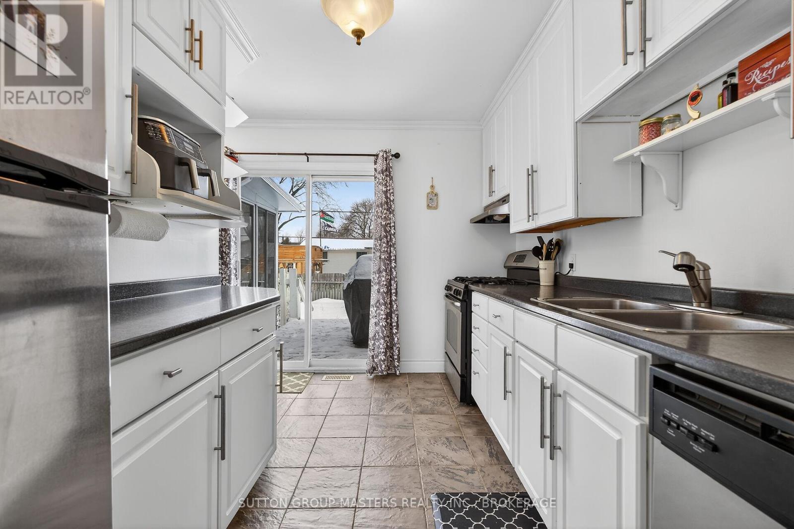 51 Kildare Avenue, Loyalist, Ontario K7N 1J1 - Photo 11 - X12716790