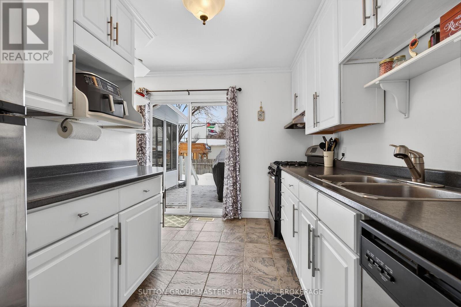 51 Kildare Avenue, Loyalist, Ontario K7N 1J1 - Photo 12 - X12716790