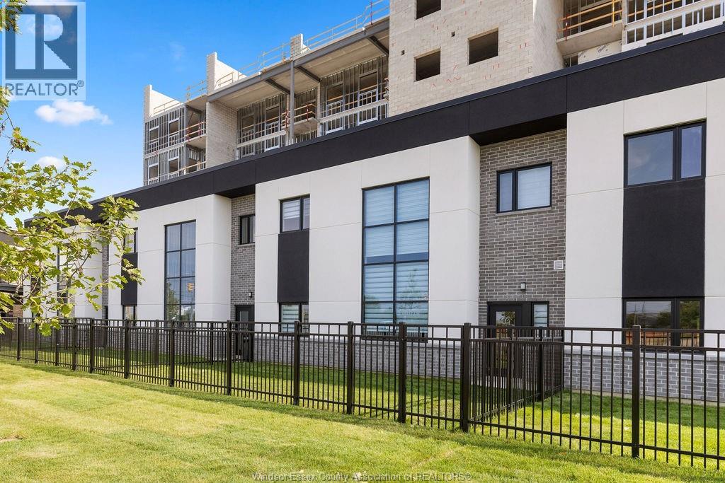 MLS# 26001605: 4400 LAURIER PARKWAY Unit# 212, LaSalle, Canada