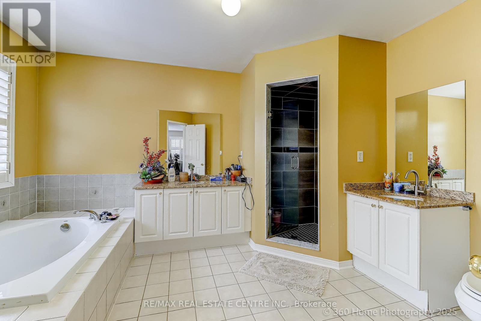 806 White Clover Way, Mississauga, Ontario  L5V 3C5 - Photo 14 - W12713332