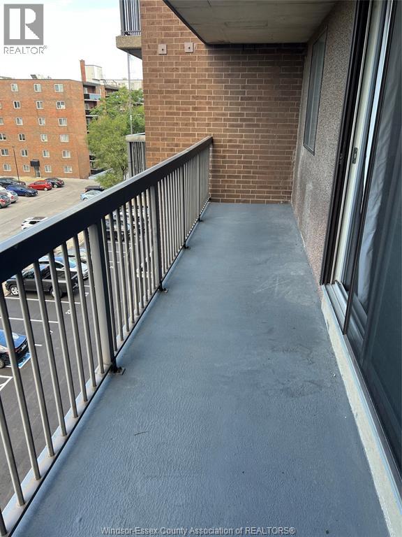 MLS# 26001374: 3936 WYANDOTTE STREET East Unit# 513, Windsor, Canada