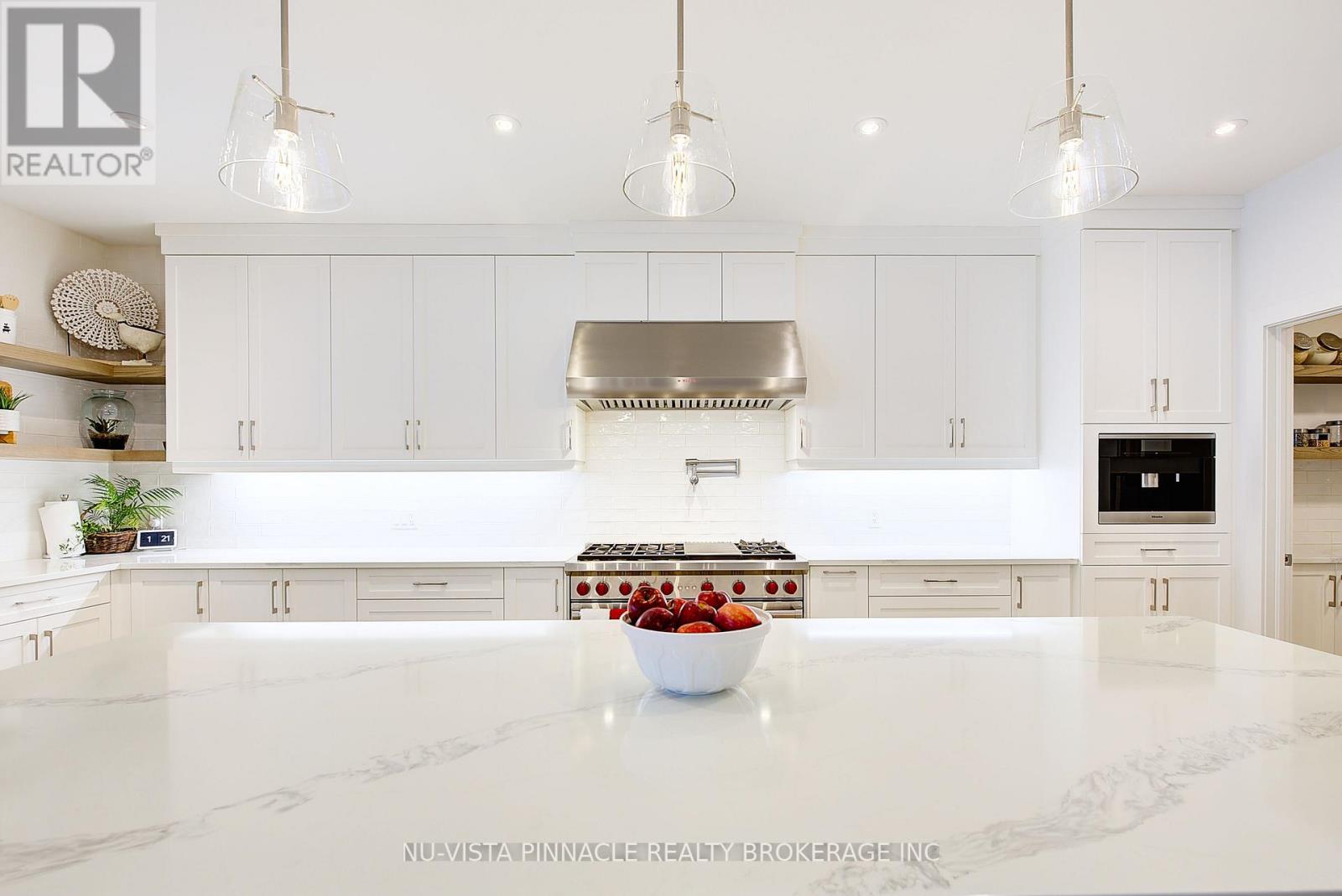 2168 Ironwood Road, London South, Ontario  N6K 0H2 - Photo 13 - X12716764