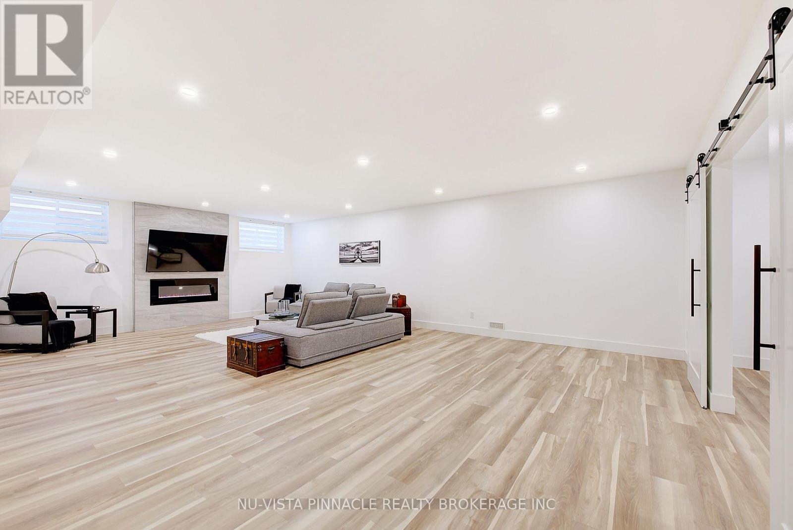 2168 Ironwood Road, London South, Ontario  N6K 0H2 - Photo 41 - X12716764