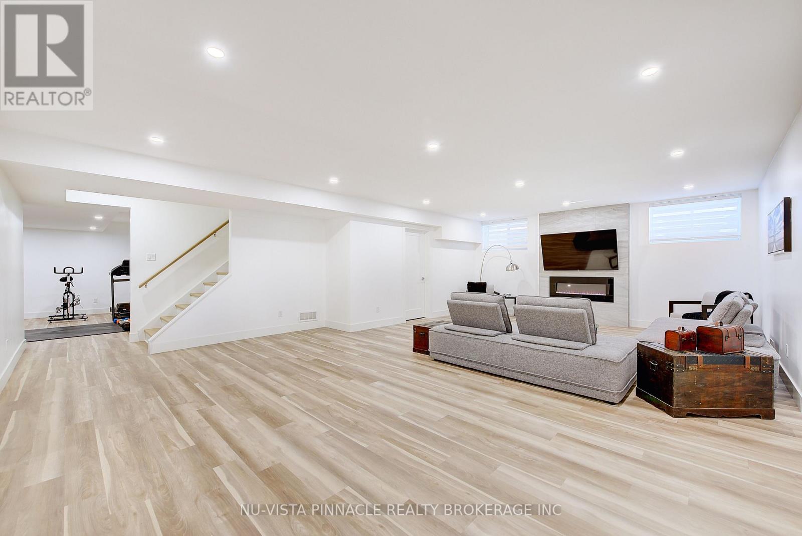 2168 Ironwood Road, London South, Ontario  N6K 0H2 - Photo 44 - X12716764