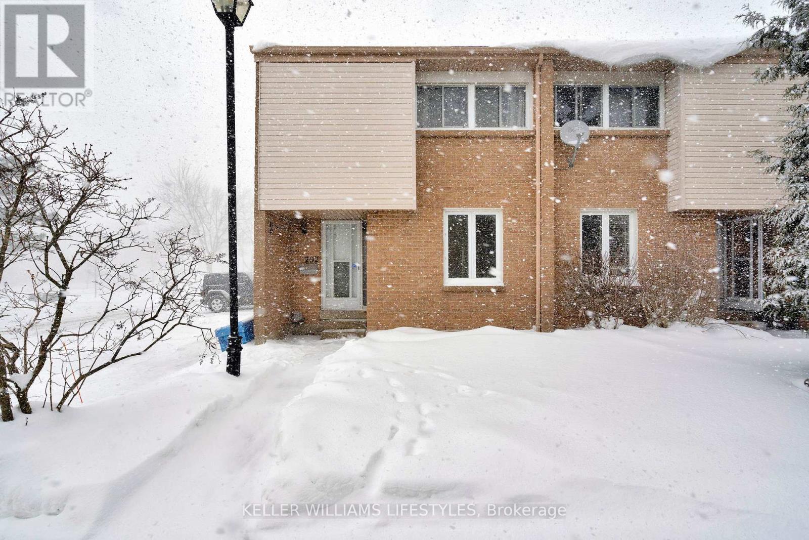 202 - 500 Osgoode Drive, London South, Ontario  N6E 2G9 - Photo 1 - X12716846