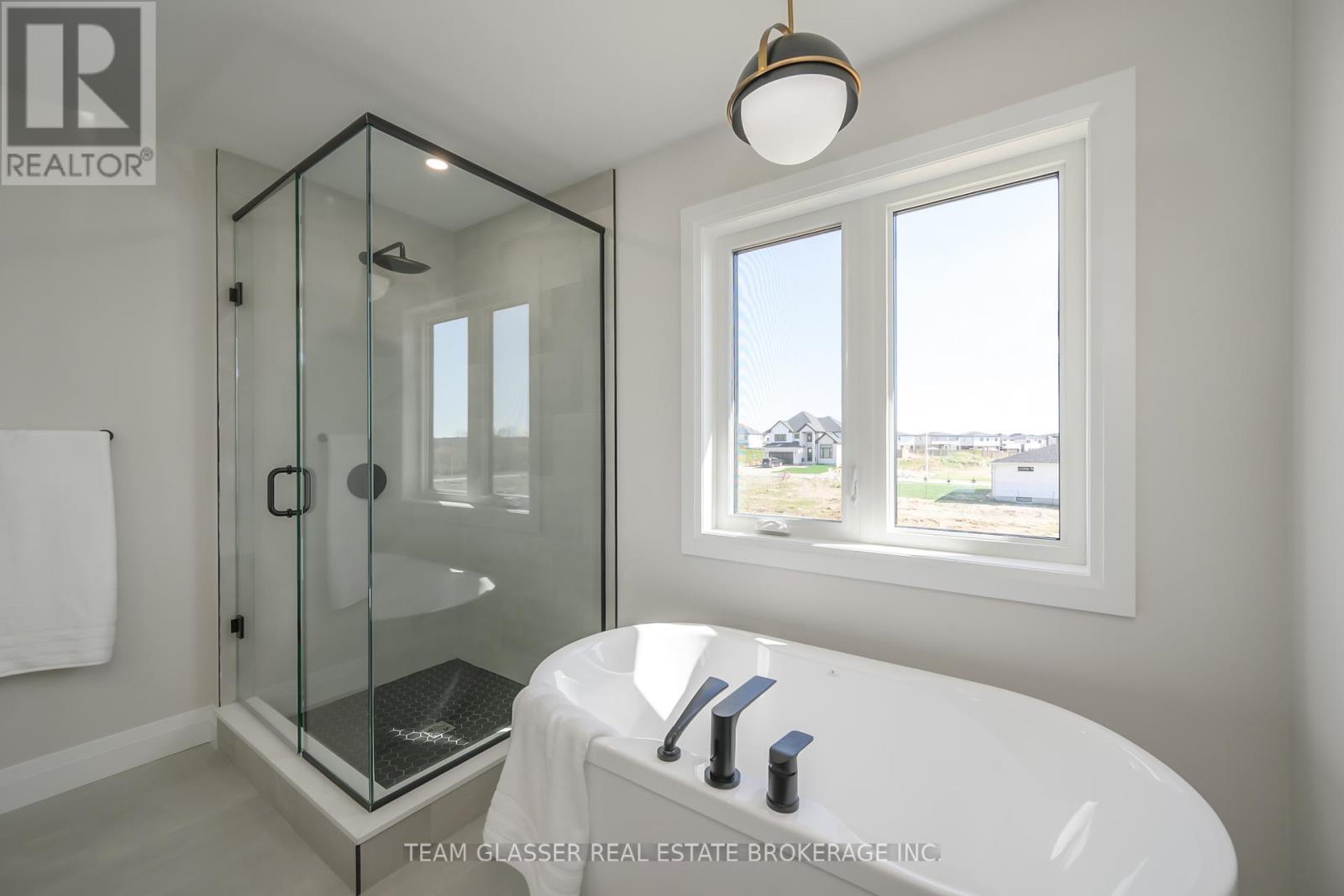 72 Allister Drive, Middlesex Centre, Ontario  N0L 1R0 - Photo 21 - X12716948