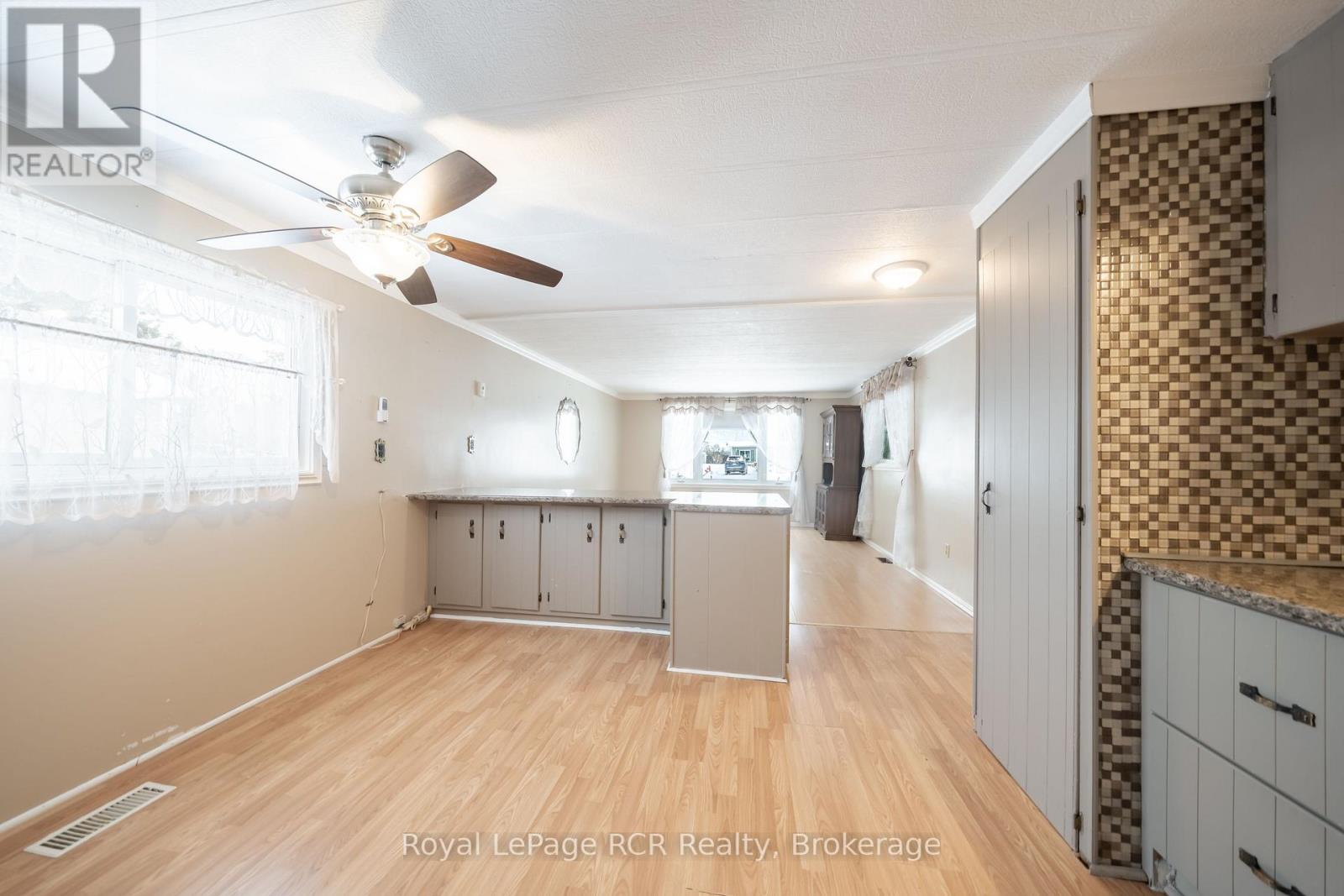 Unit #3 - 302694 Douglas Street, West Grey, Ontario  N0G 1R0 - Photo 19 - X12716852