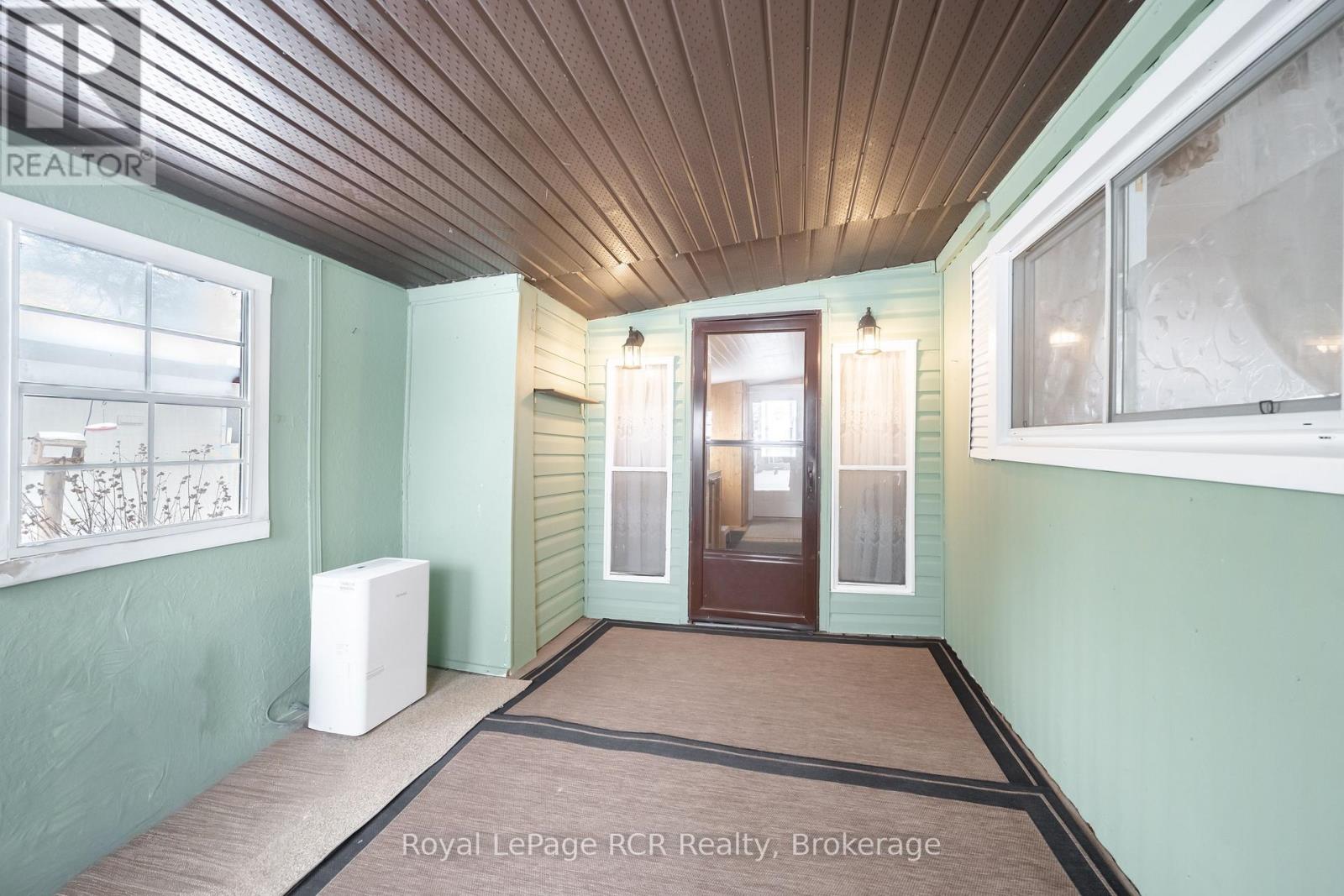 Unit #3 - 302694 Douglas Street, West Grey, Ontario  N0G 1R0 - Photo 2 - X12716852