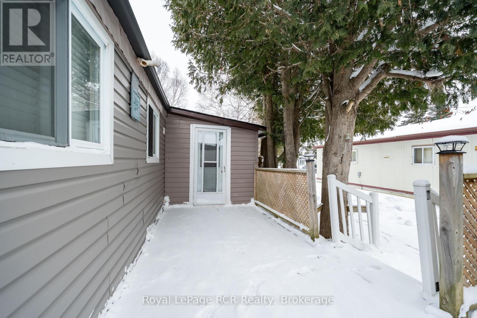 Unit #3 - 302694 Douglas Street, West Grey, Ontario  N0G 1R0 - Photo 34 - X12716852