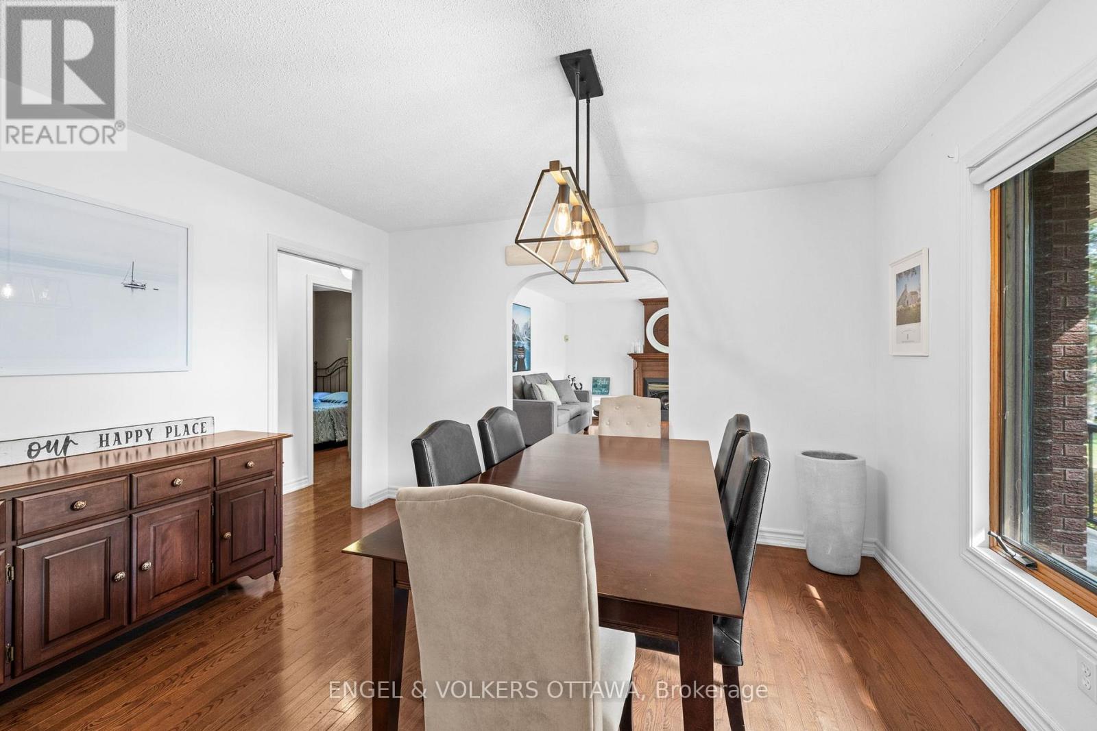 329 Kennedy Road, Greater Madawaska, Ontario  K0J 1H0 - Photo 10 - X12716738