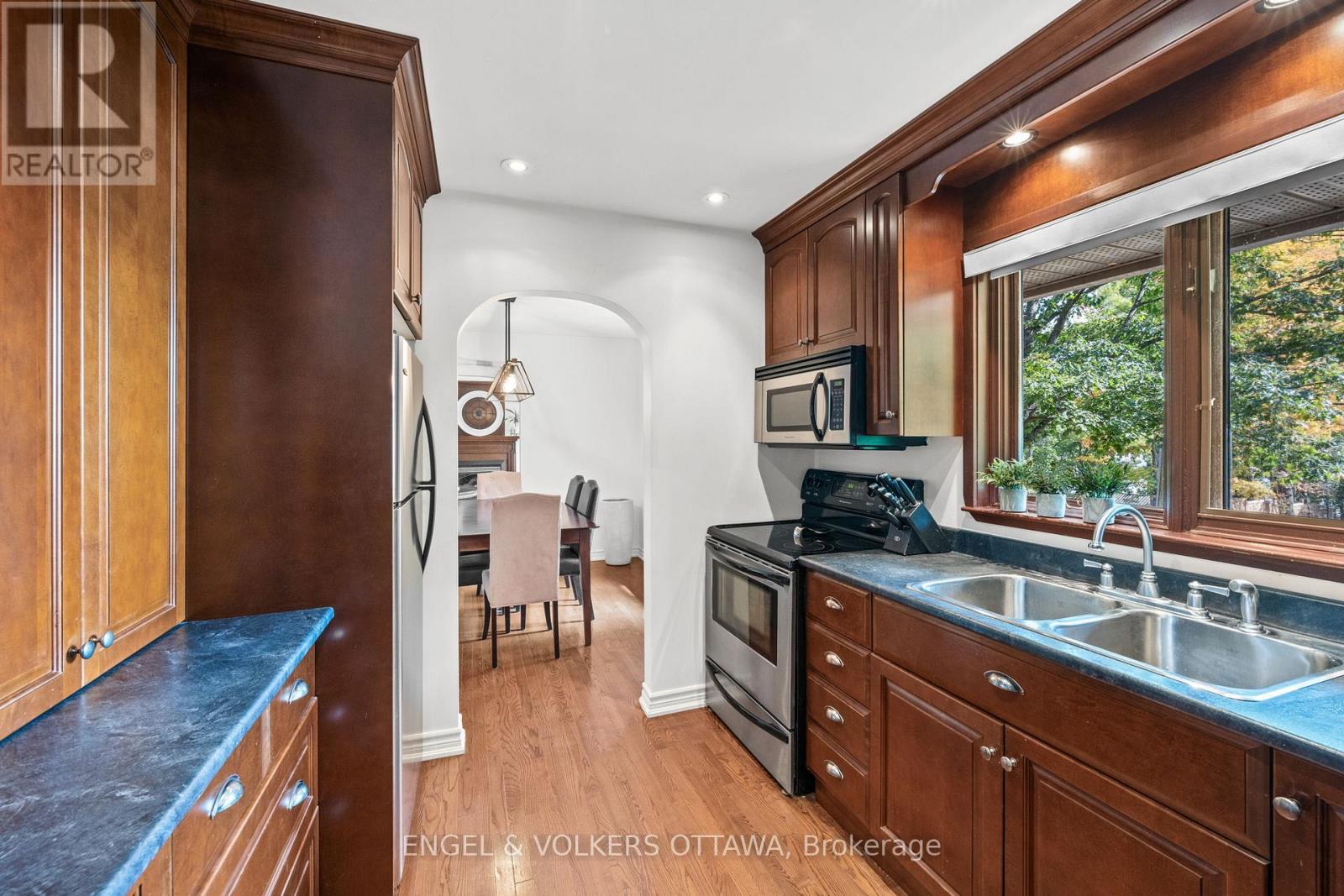 329 Kennedy Road, Greater Madawaska, Ontario  K0J 1H0 - Photo 15 - X12716738