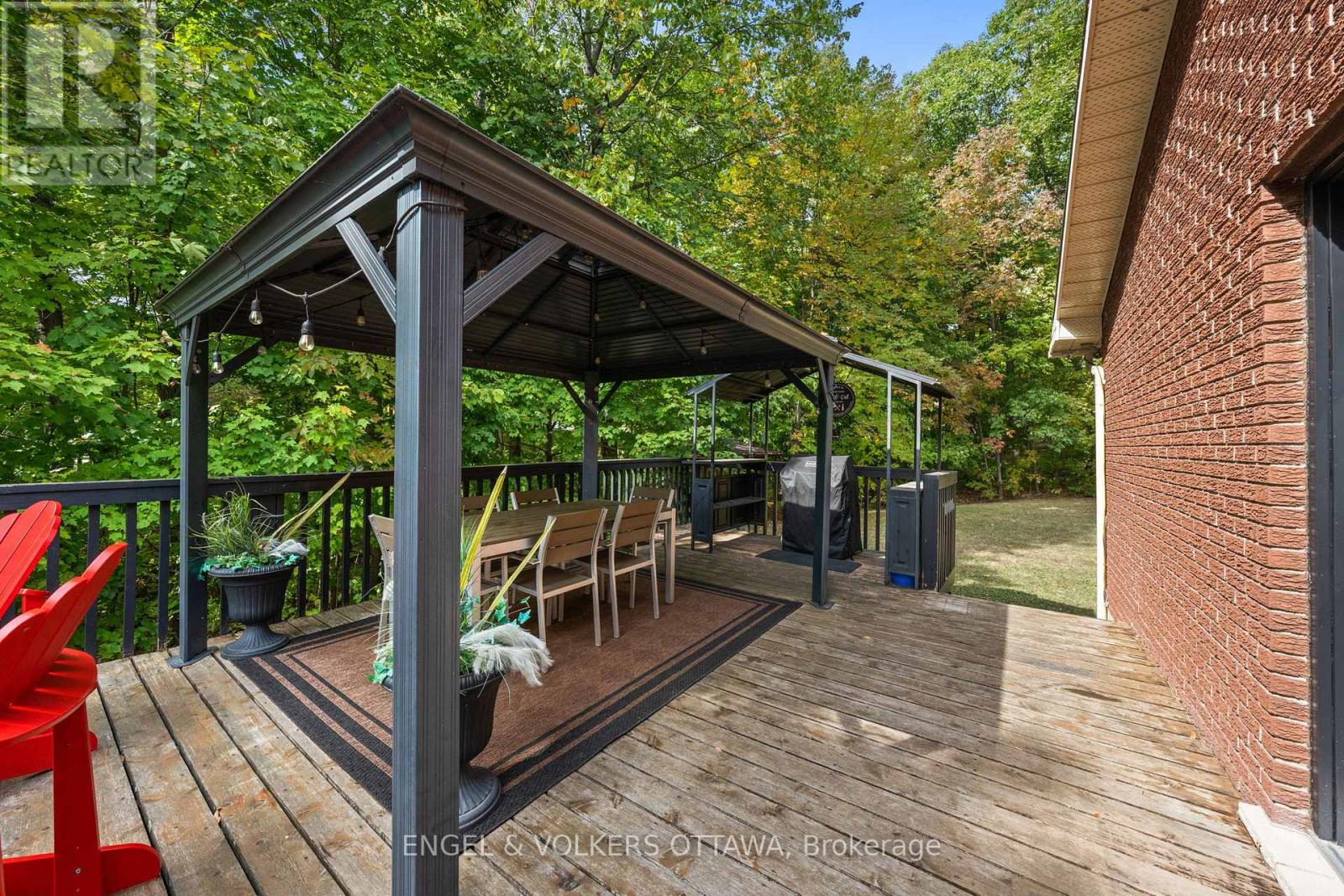 329 Kennedy Road, Greater Madawaska, Ontario  K0J 1H0 - Photo 29 - X12716738