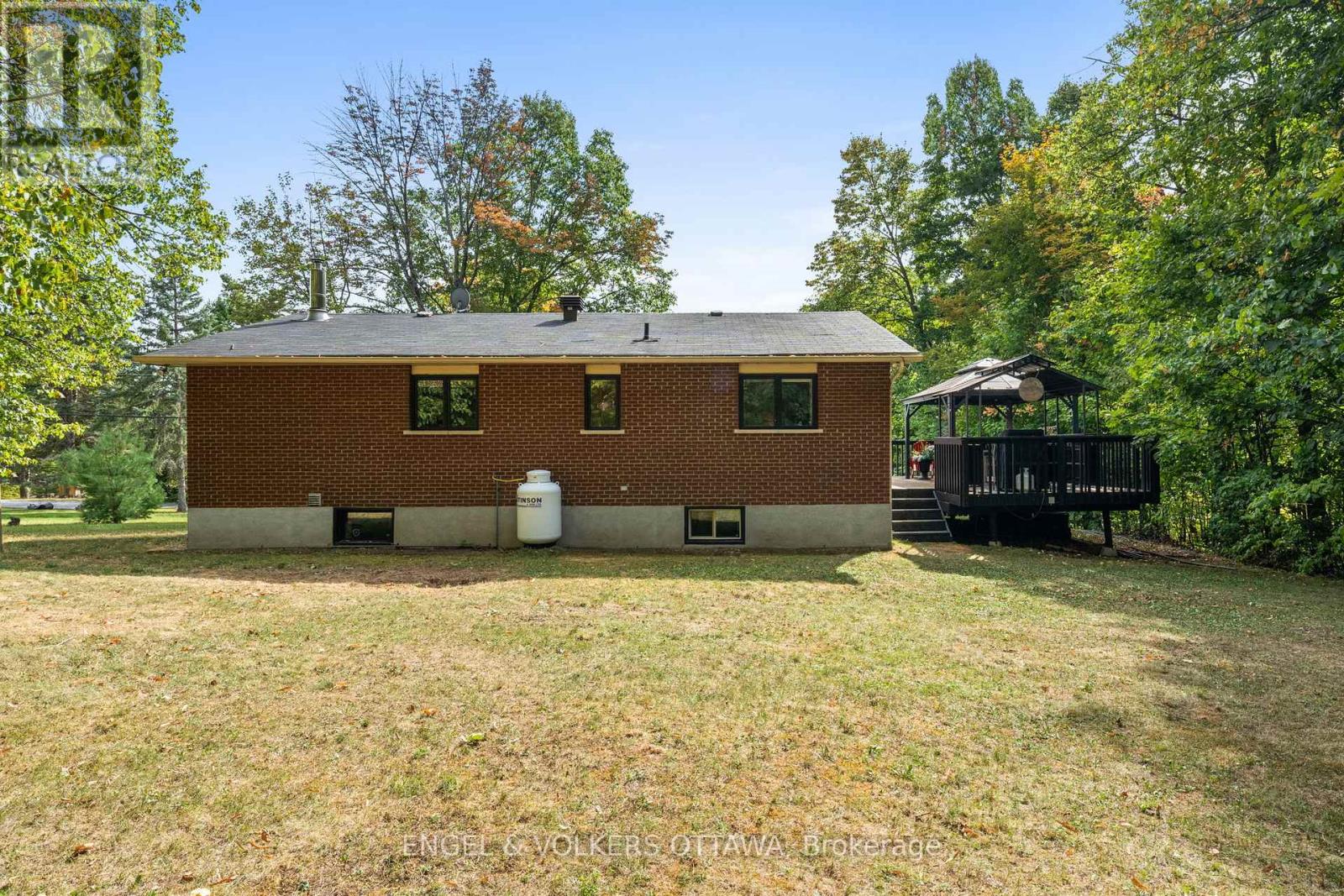 329 Kennedy Road, Greater Madawaska, Ontario  K0J 1H0 - Photo 35 - X12716738