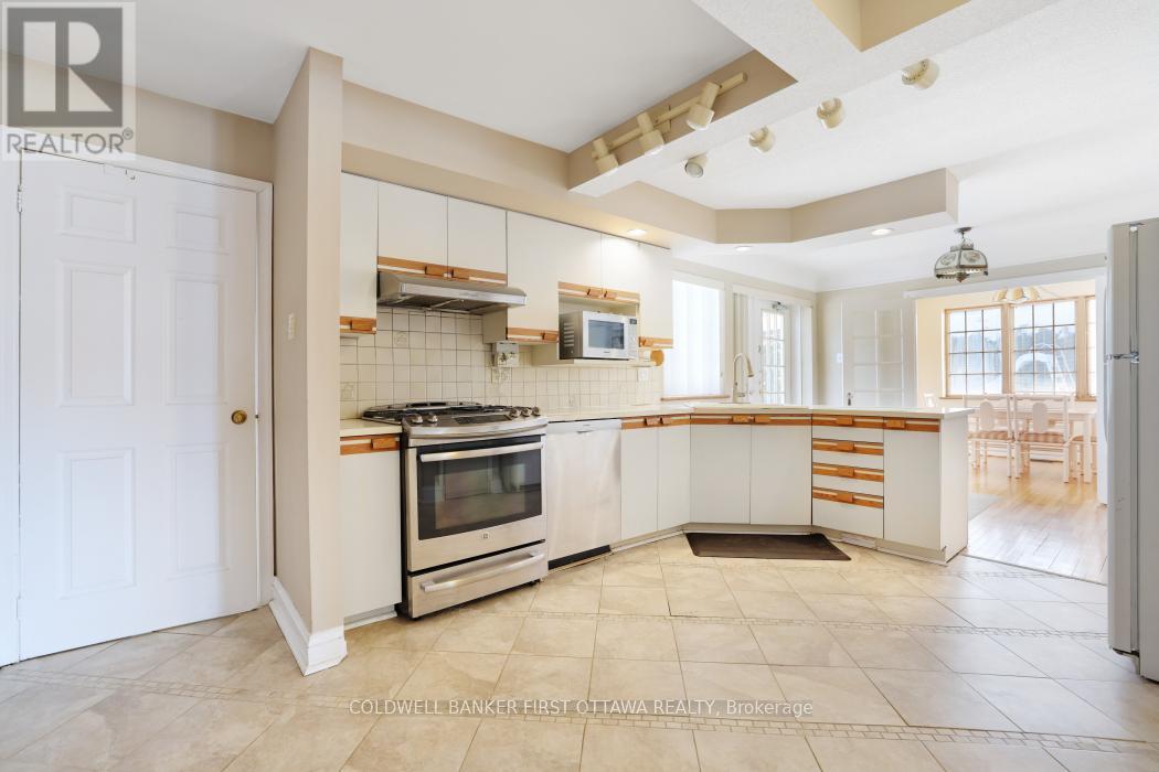 413 Island Park Drive, Ottawa, Ontario  K1Y 0B1 - Photo 12 - X12716862