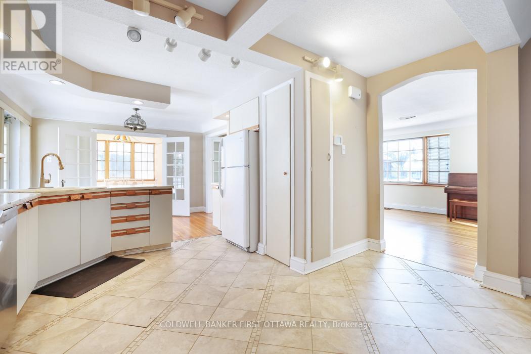 413 Island Park Drive, Ottawa, Ontario  K1Y 0B1 - Photo 14 - X12716862