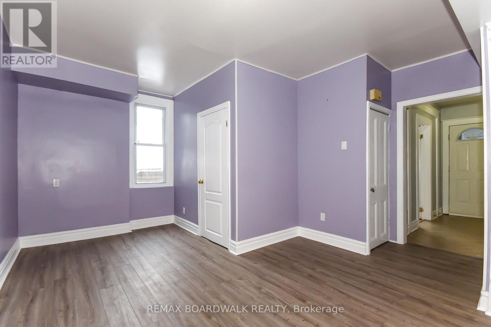 406 Marguerite Avenue, Ottawa, Ontario  K1L 7W6 - Photo 12 - X12717030