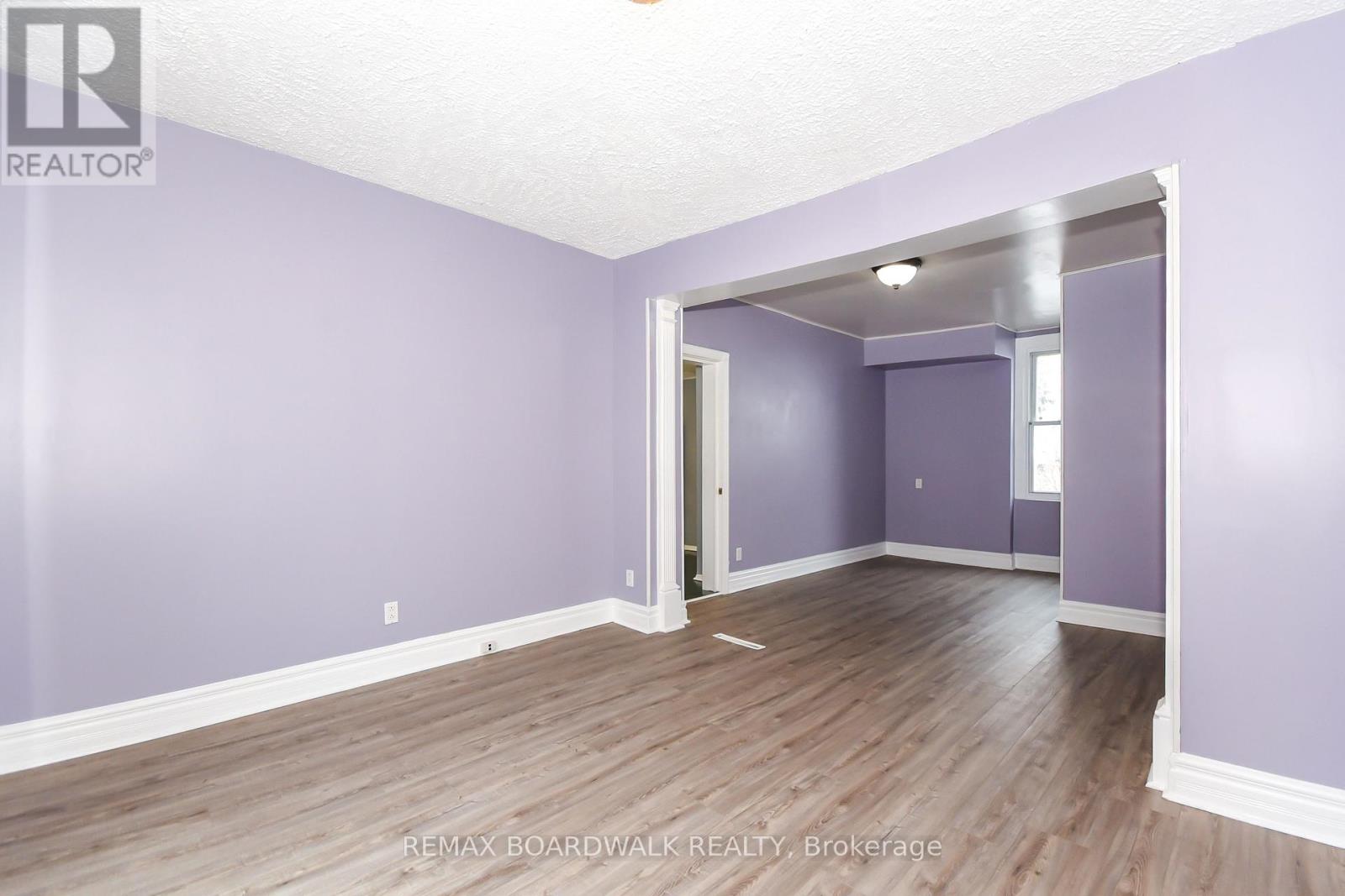 406 Marguerite Avenue, Ottawa, Ontario  K1L 7W6 - Photo 14 - X12717030